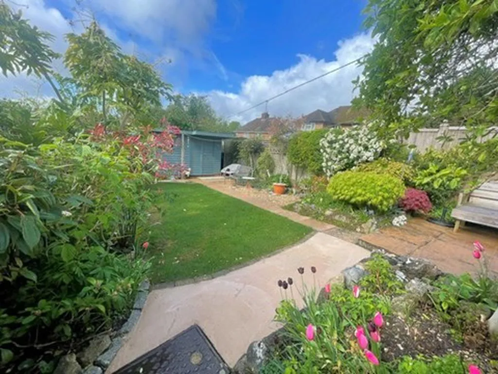 Waborne Road, Bourne End SL8 5LQ, photo 2