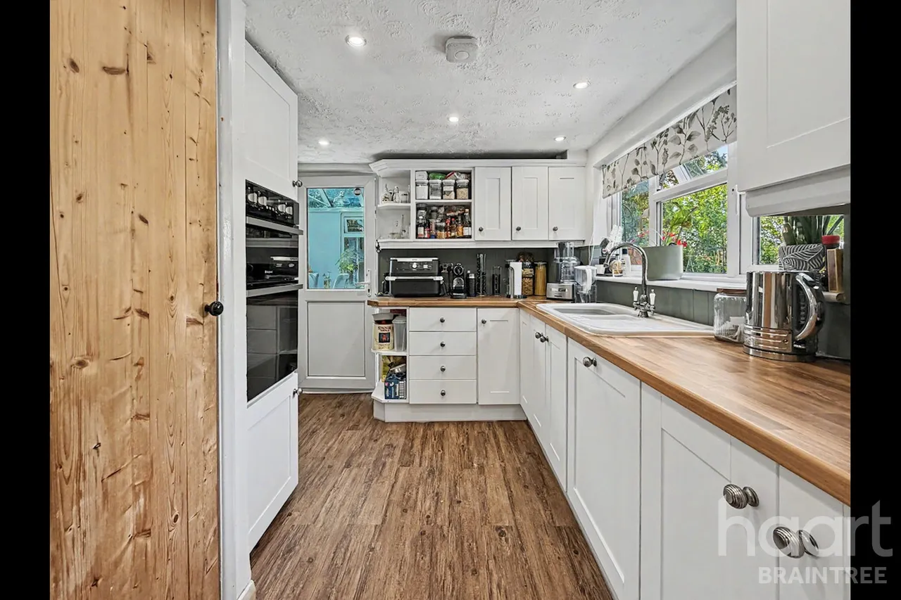 3 bed house to rent, Panfield Lane, CM7