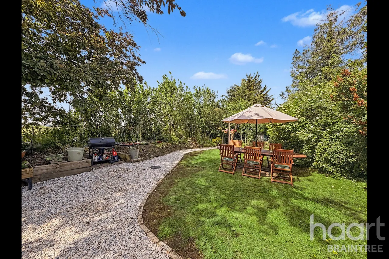 Panfield Lane, CM7, photo 14