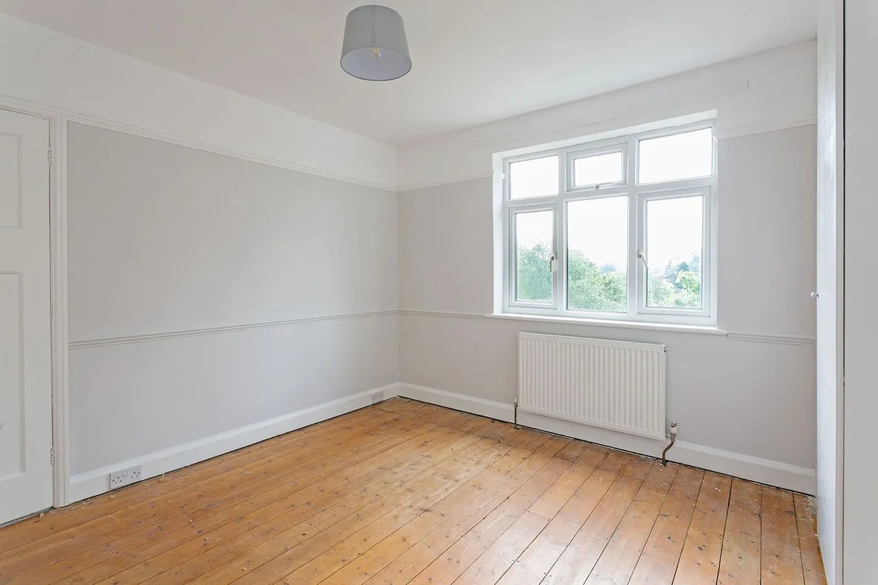St. Marks Crescent, Maidenhead, Berkshire, photo 16