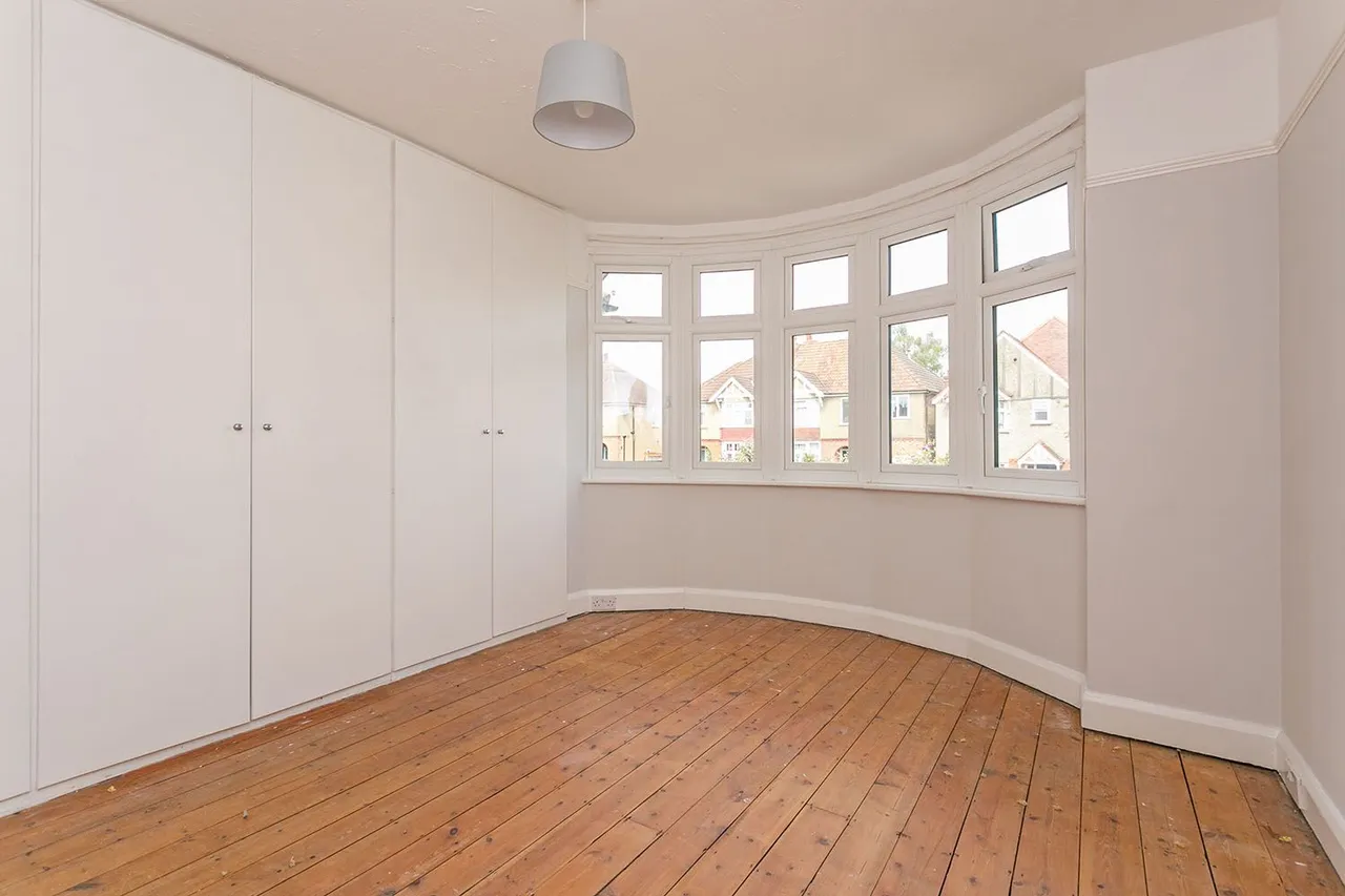 St. Marks Crescent, Maidenhead, Berkshire, photo 13