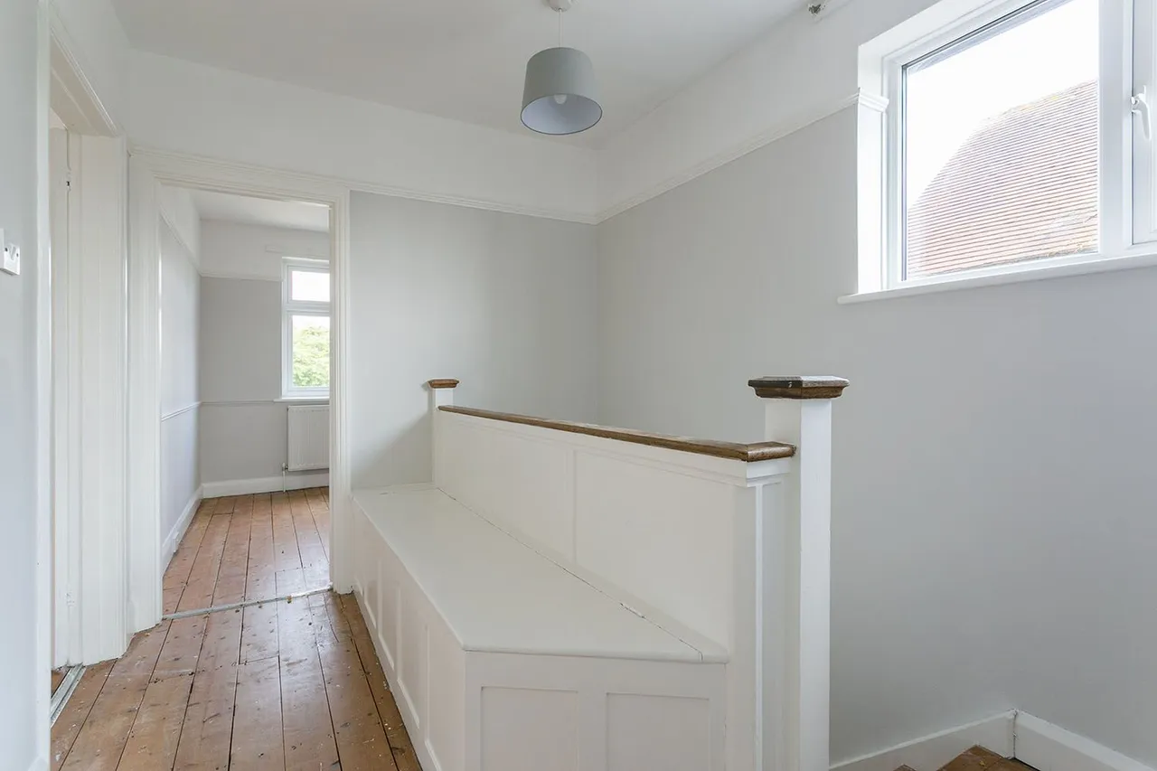 St. Marks Crescent, Maidenhead, Berkshire, photo 14