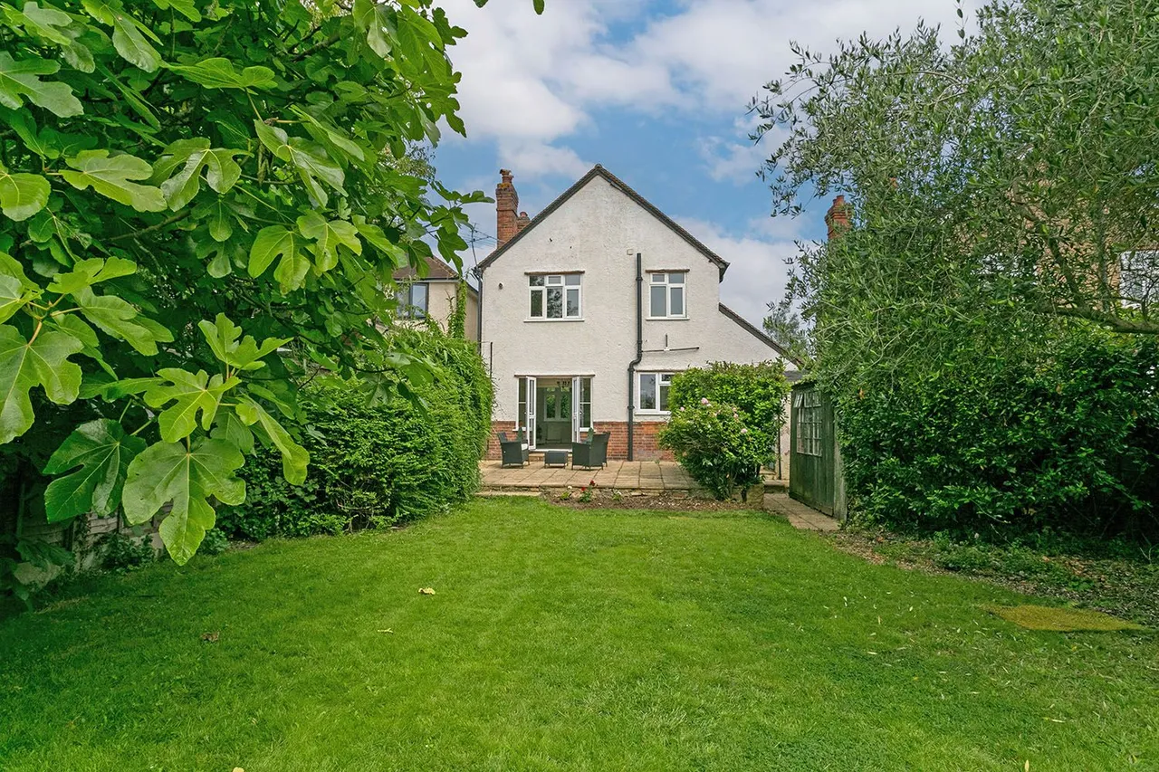 St. Marks Crescent, Maidenhead, Berkshire, photo 21