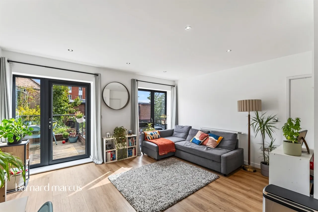 1 bed flat for sale — Broadash Close, London