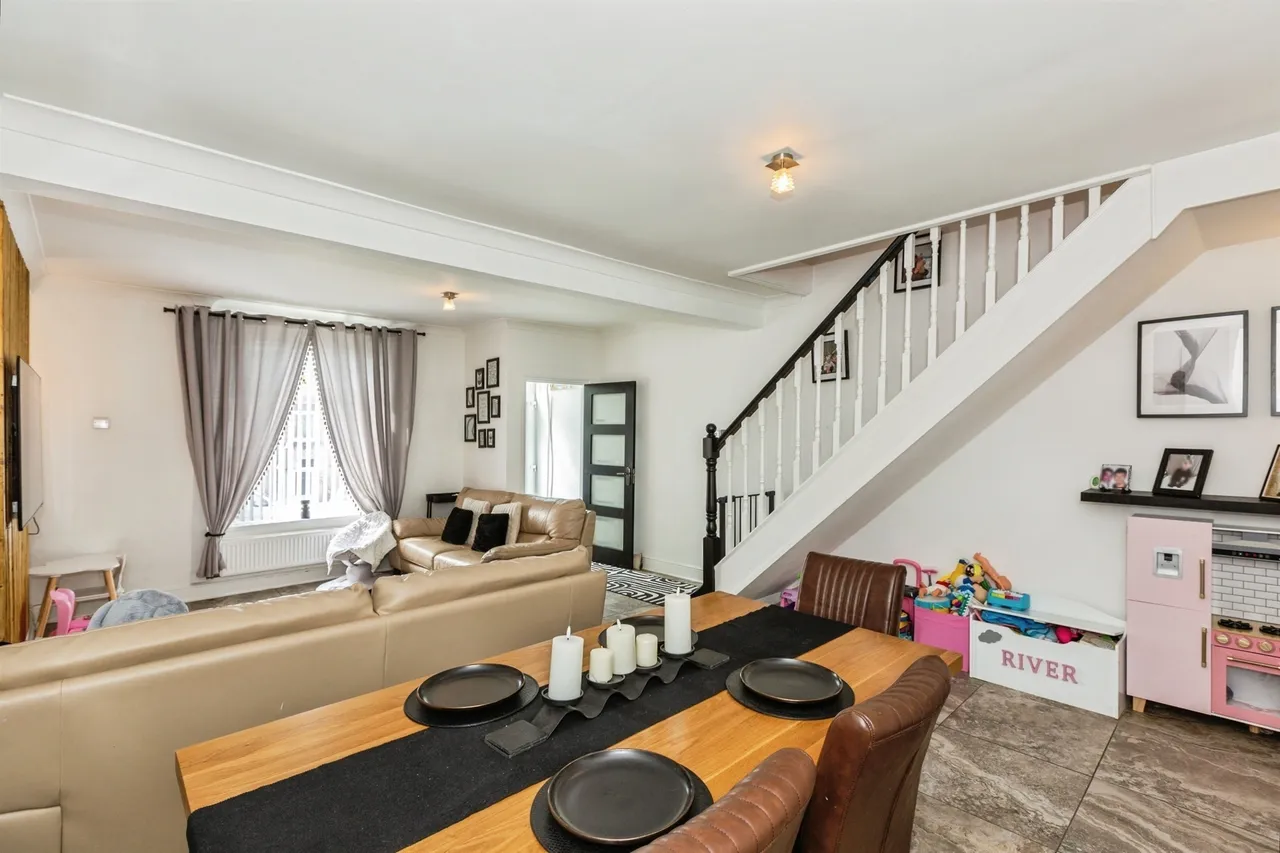 Carmarthen Road, Swansea, SA5, photo 8
