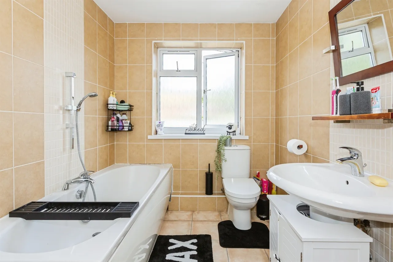 Carmarthen Road, Swansea, SA5, photo 13