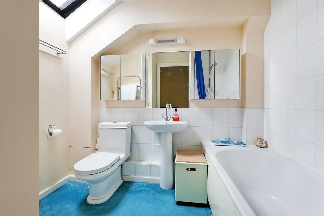 Glebe Road, Dorking, RH4, photo 11