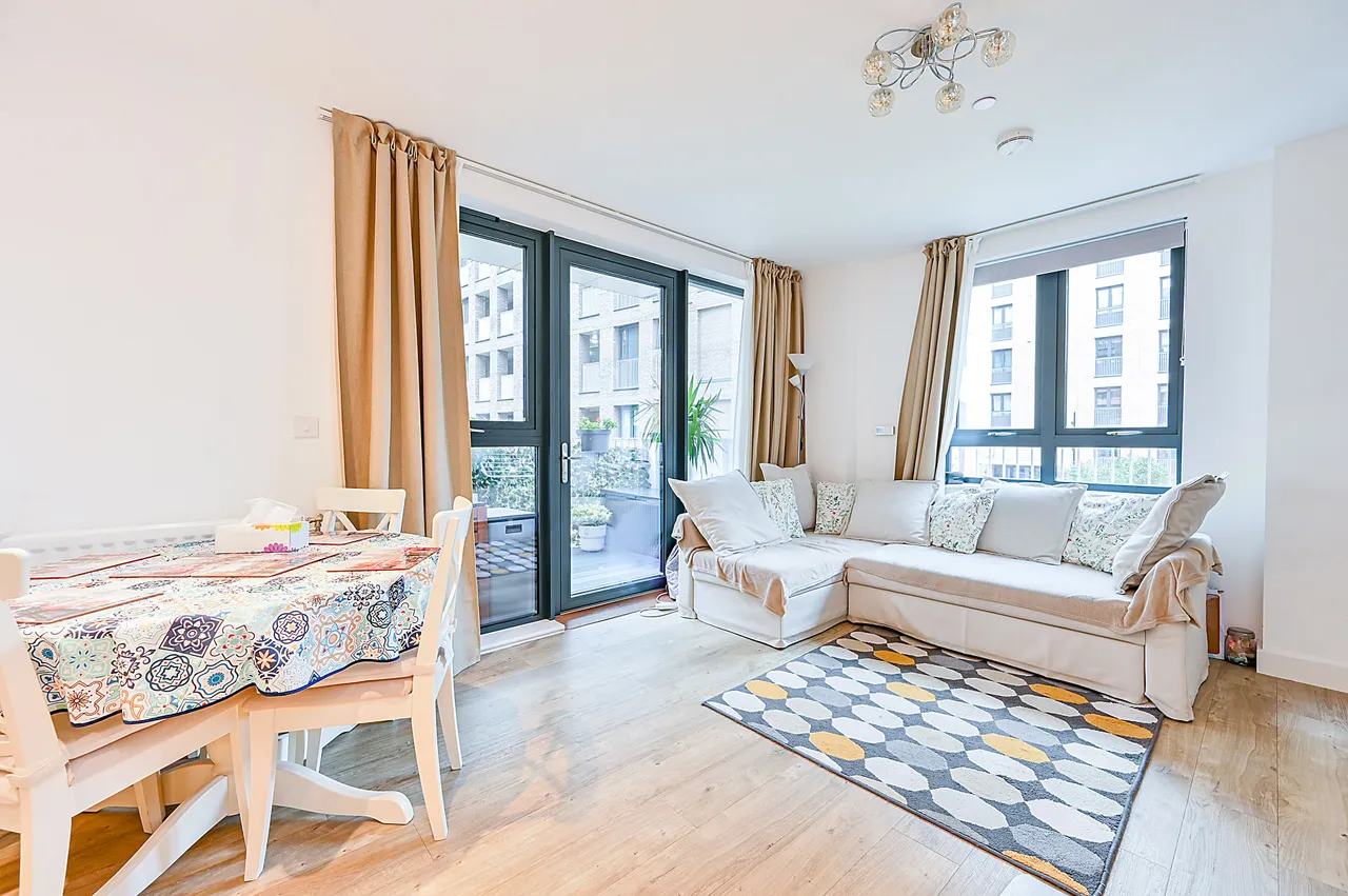 2 bed flat for sale — Flat 8, Marquess House, LONDON