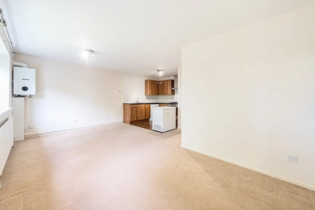 Clarendon Road, AL5, photo 17