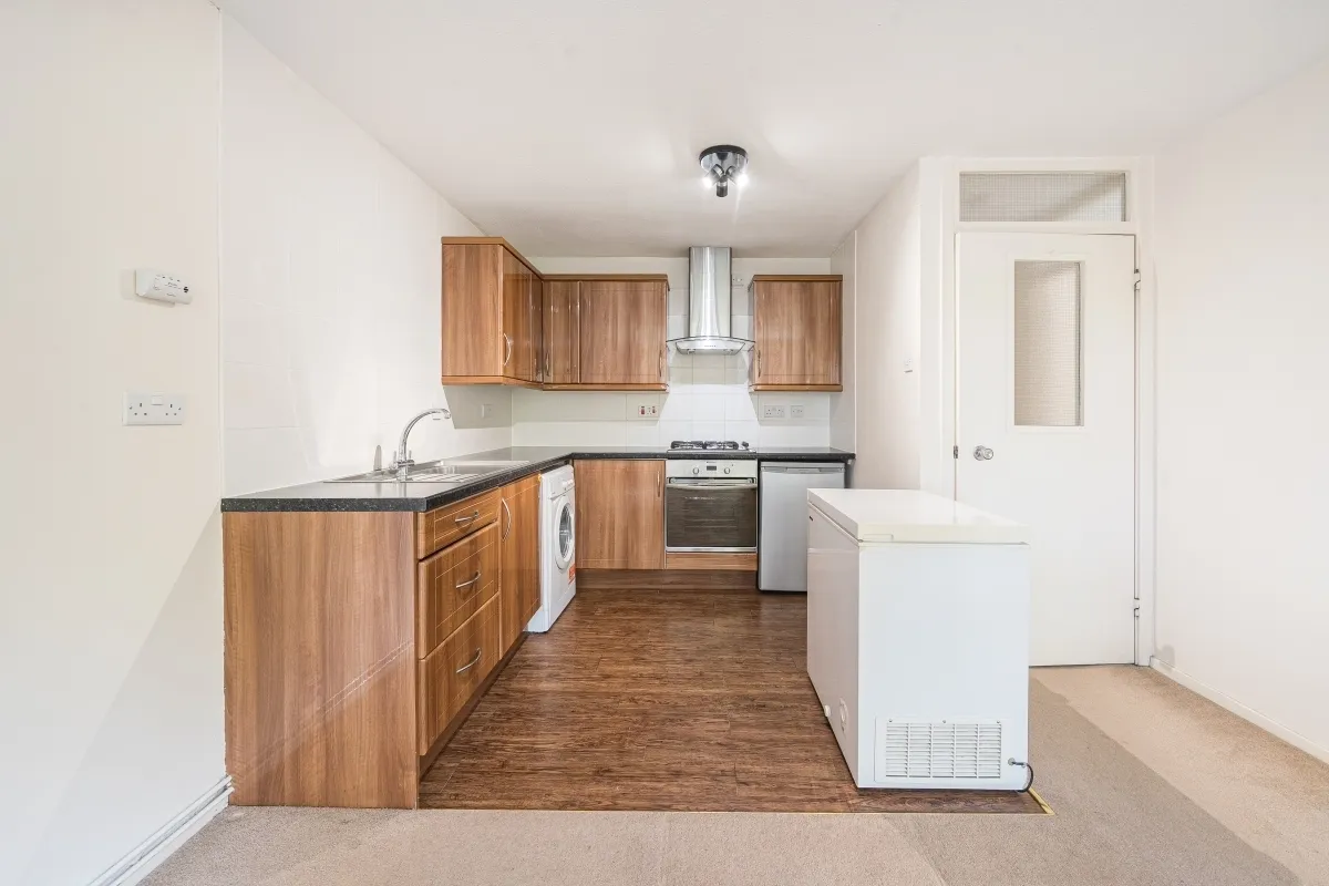 Clarendon Road, AL5, photo 14