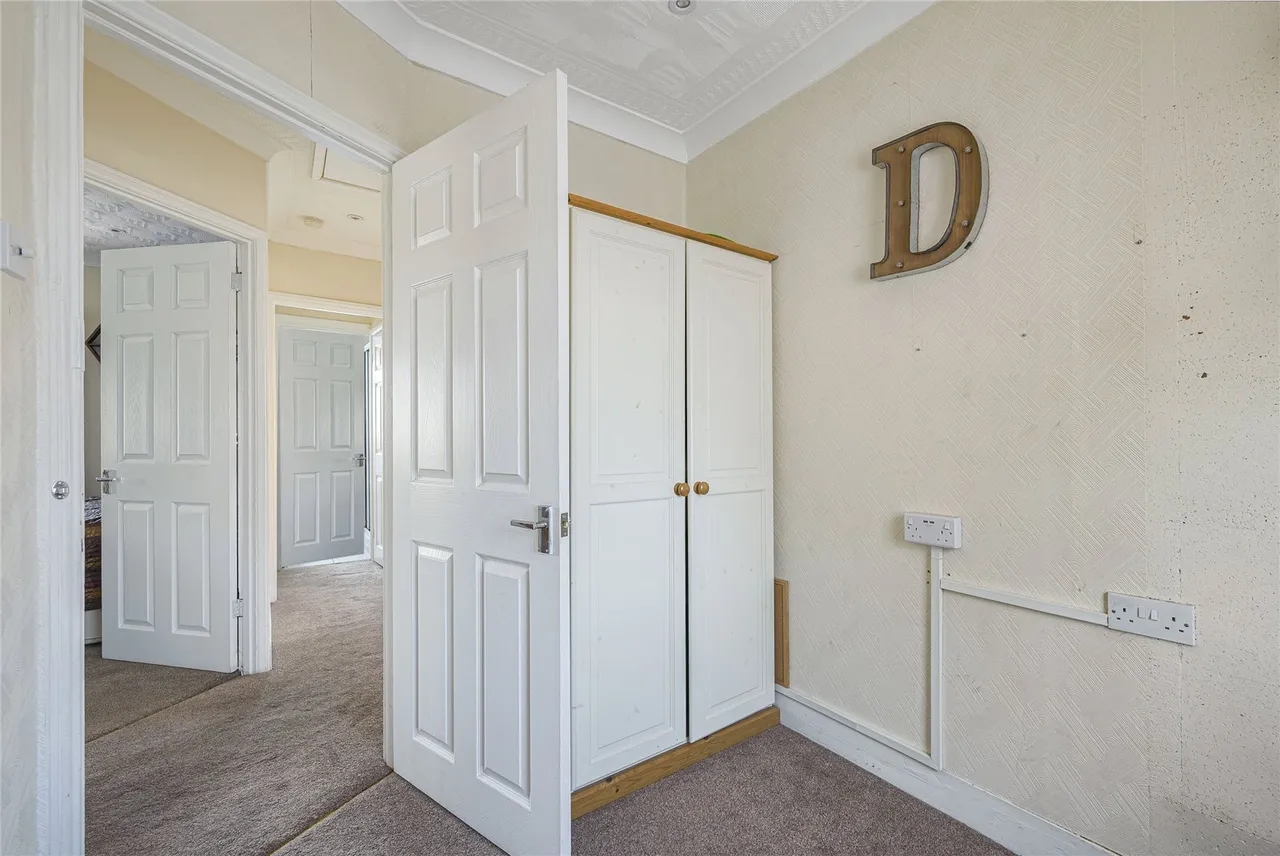 Elsa Road, Welling, DA16, photo 20