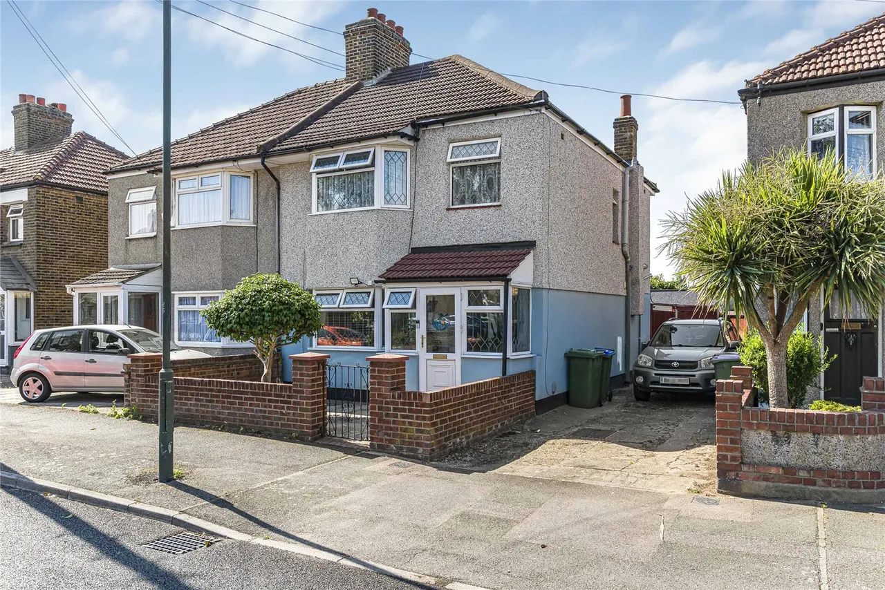 3 bed house for sale, Elsa Road, Welling, DA16