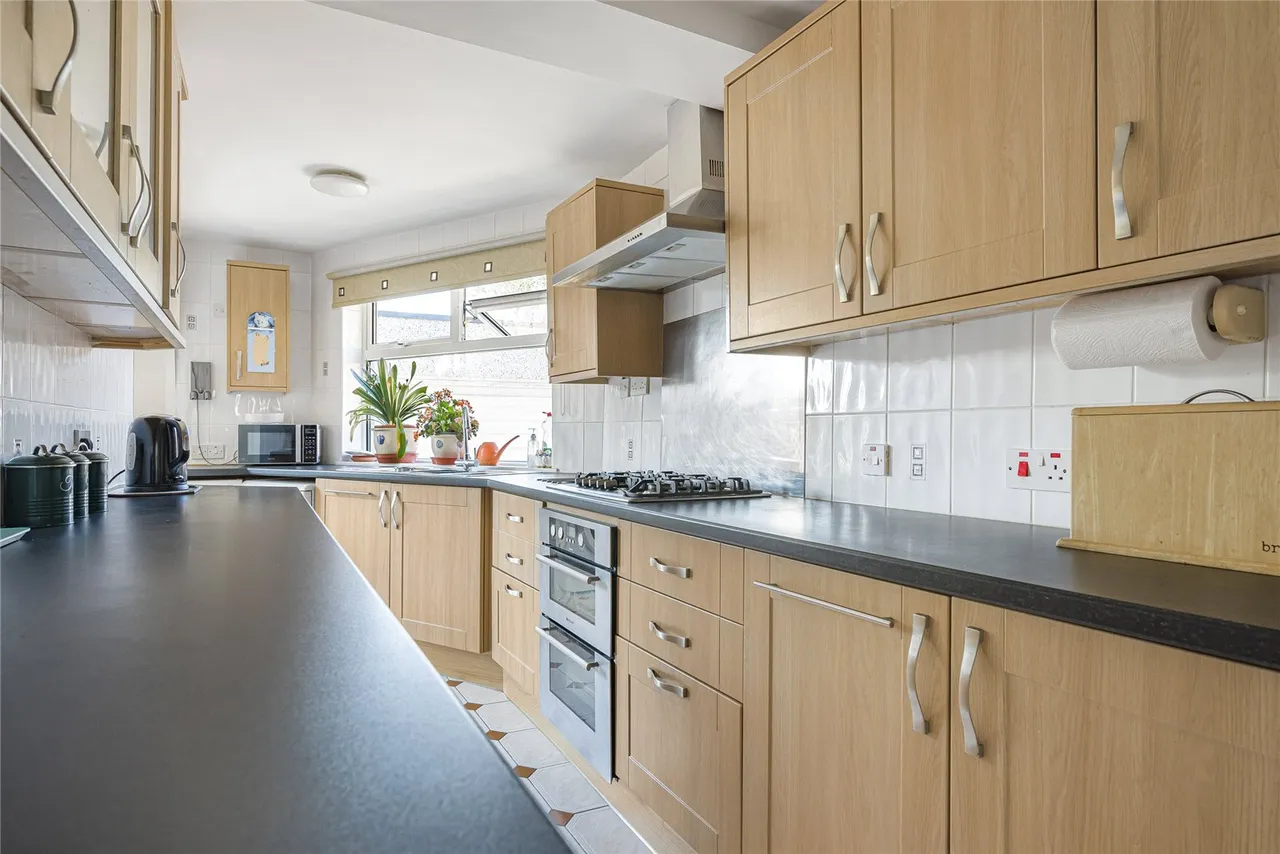 Elsa Road, Welling, DA16, photo 13