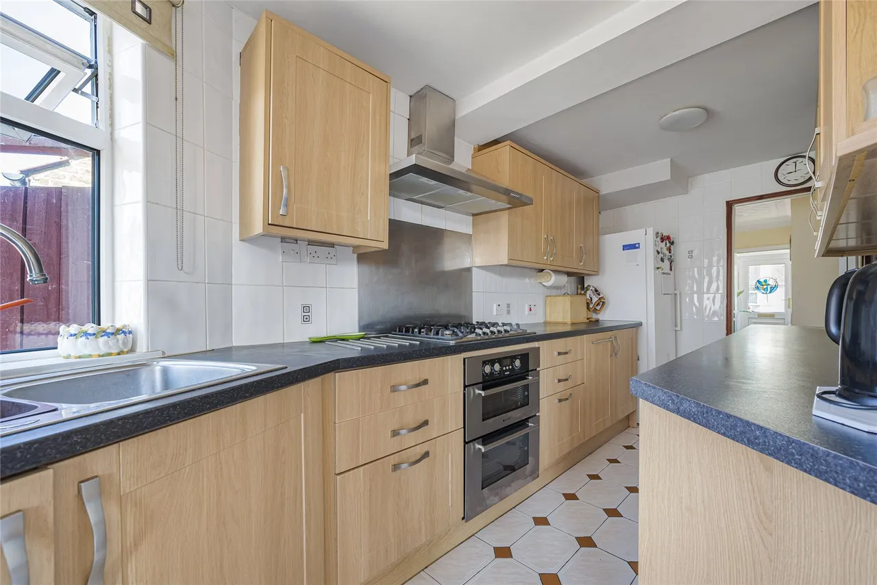 Elsa Road, Welling, DA16, photo 14