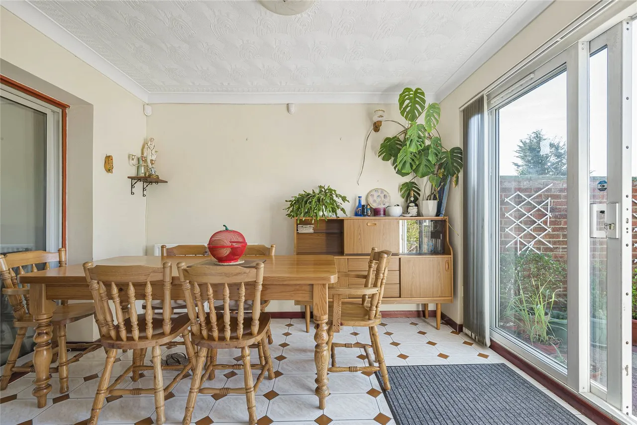 Elsa Road, Welling, DA16, photo 17