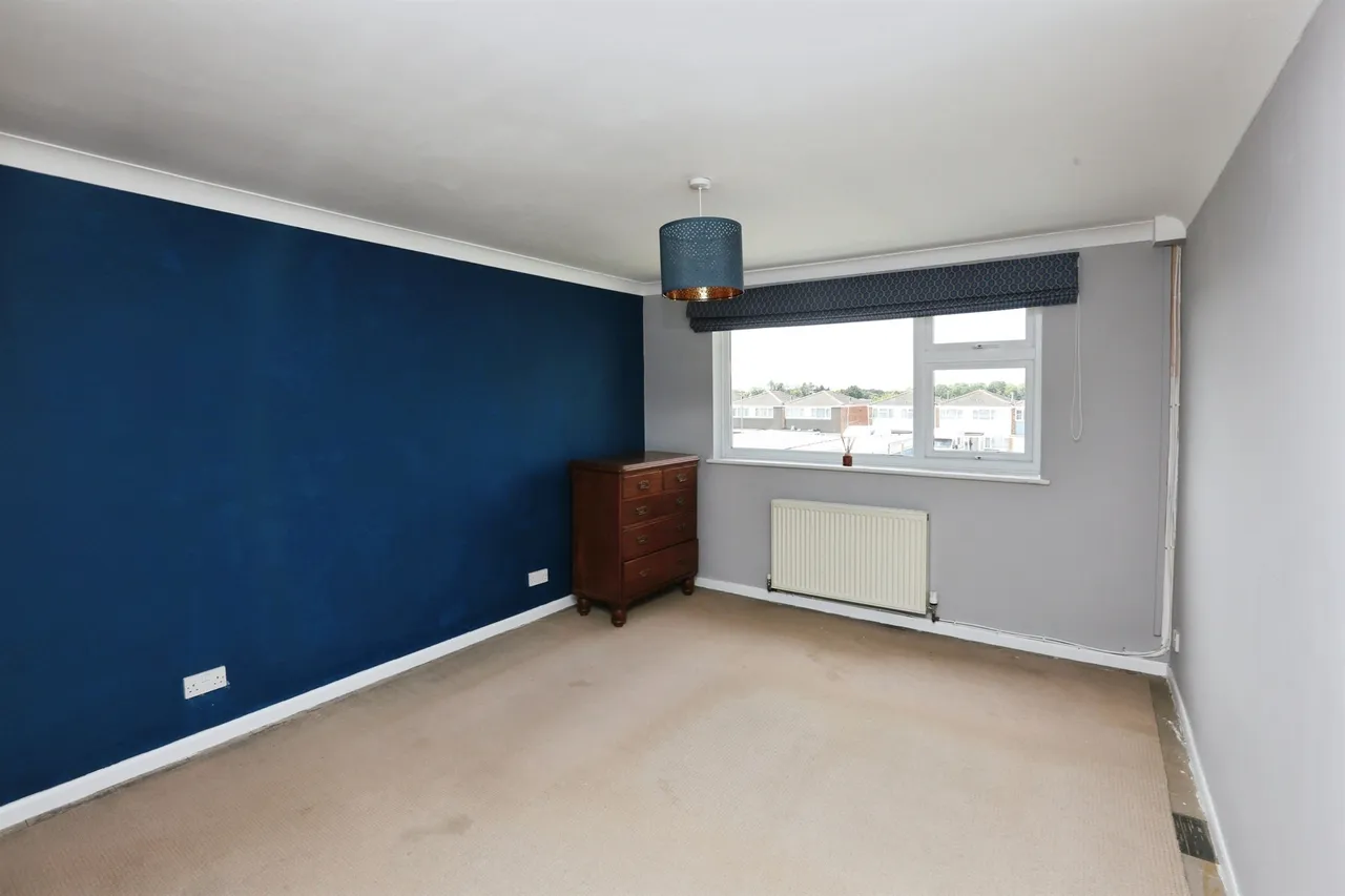 Gale Moor Avenue, Gosport, photo 4