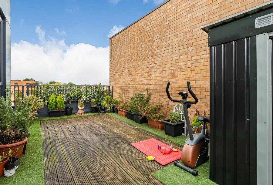 Esquiline Lane, Mitcham, CR4, photo 14