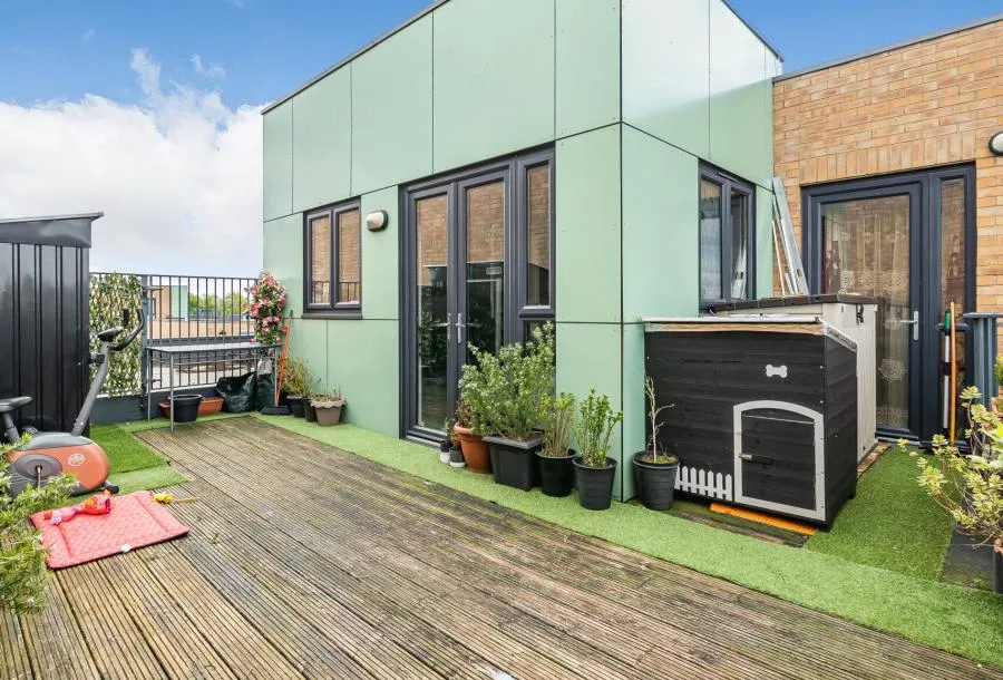 Esquiline Lane, Mitcham, CR4, photo 13