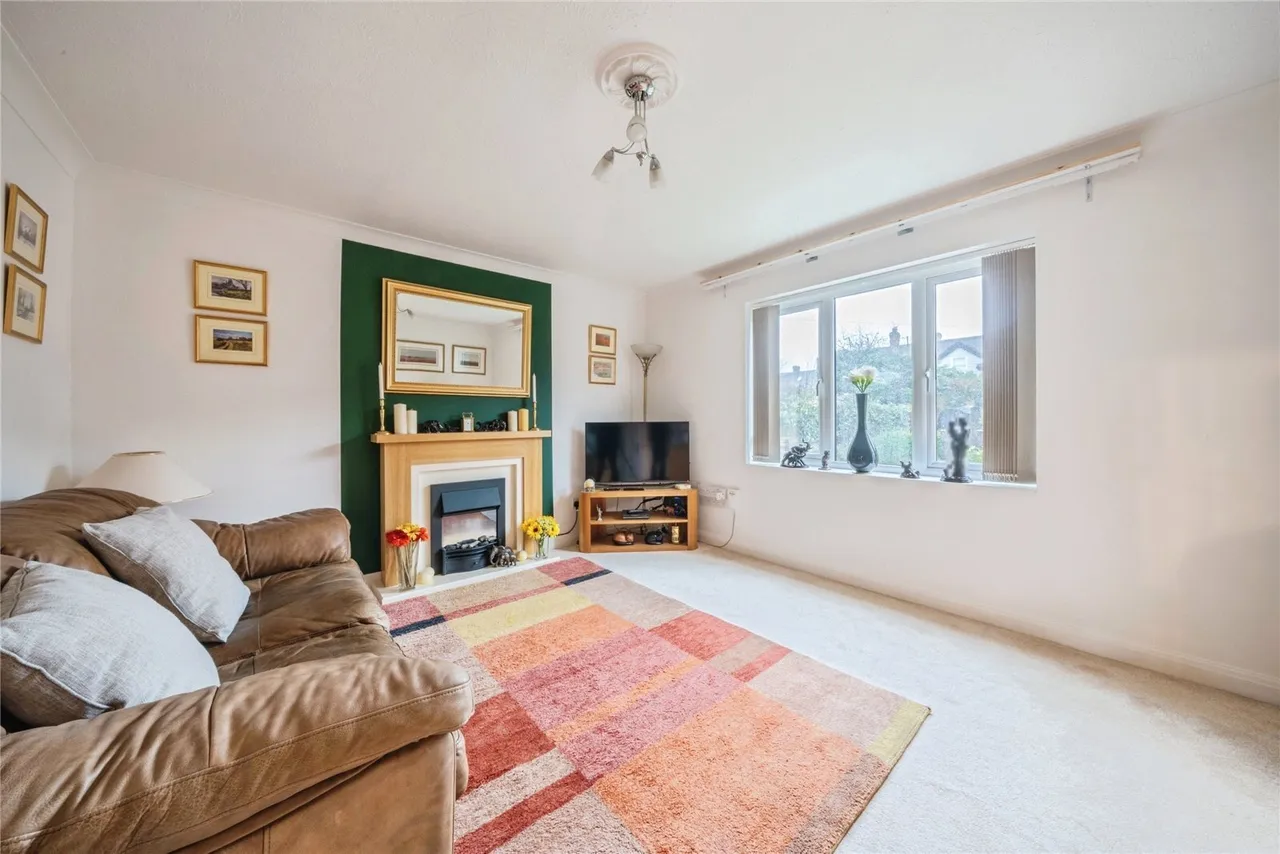 Alexandra Road, Heathfield, TN21, photo 12
