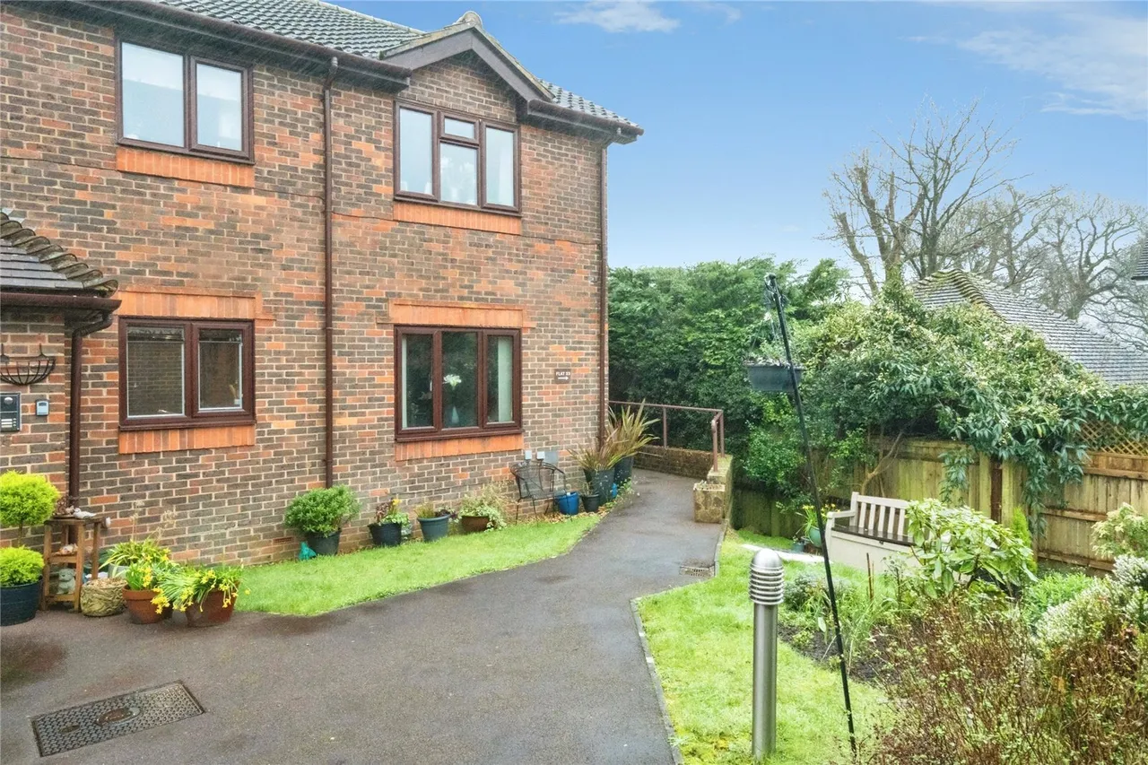 Alexandra Road, Heathfield, TN21, photo 15
