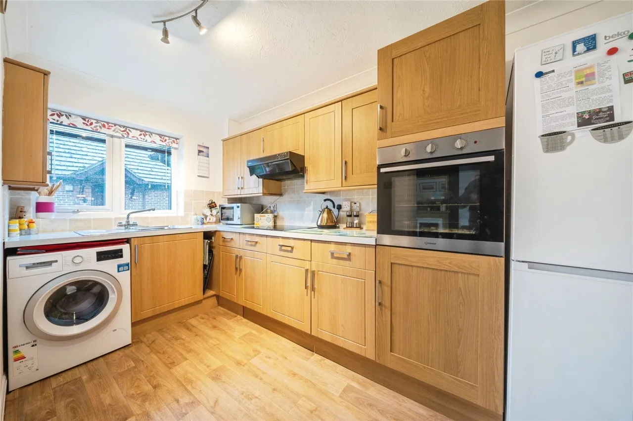 Alexandra Road, Heathfield, TN21, photo 3