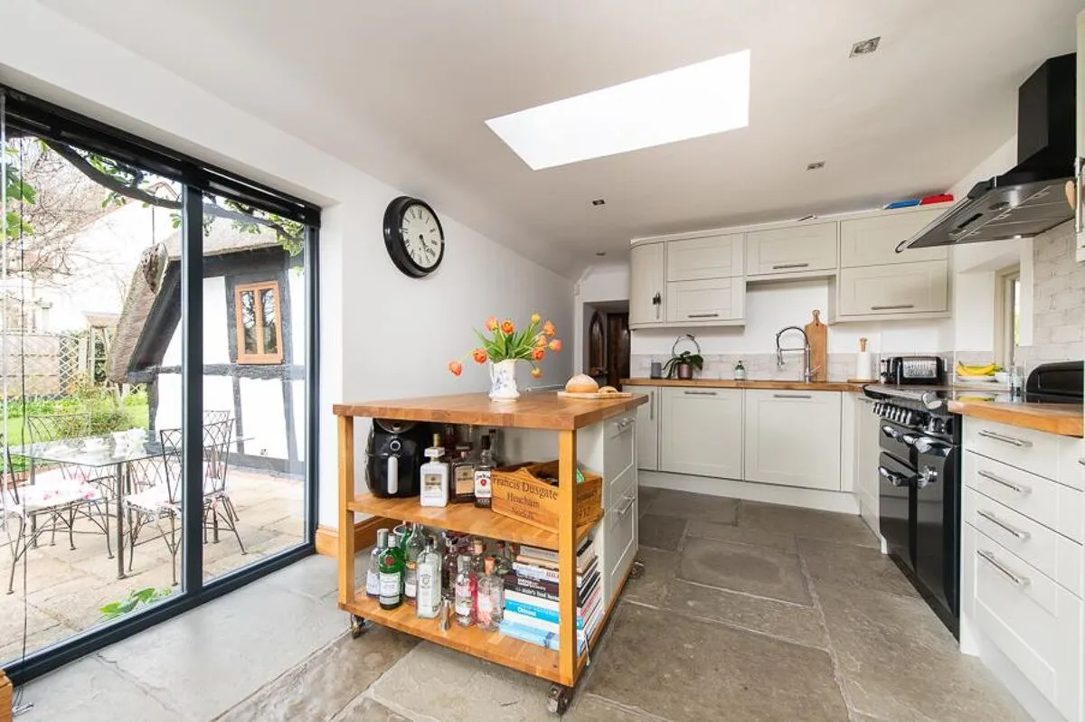 Main Street, Bishampton, WR10, photo 16