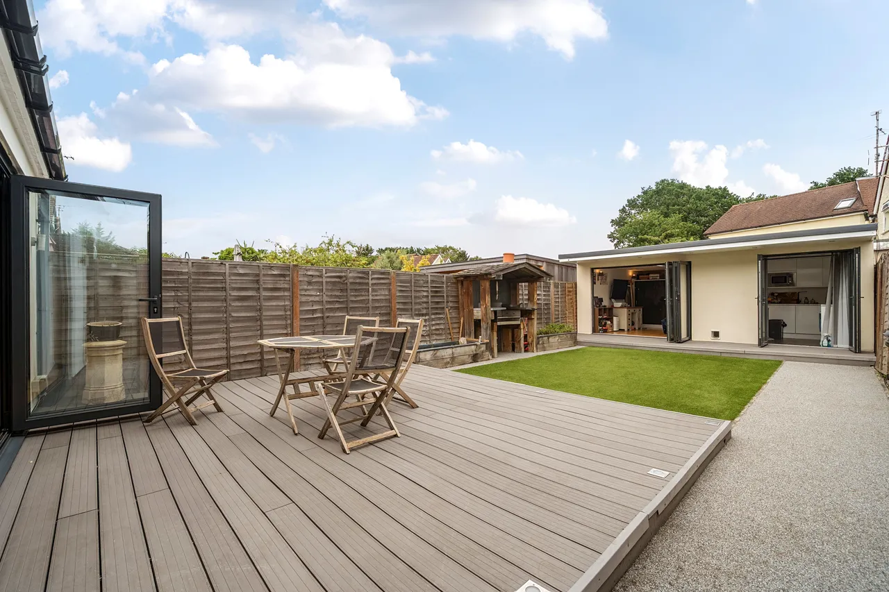 Bourneside Road, Addlestone, KT15, photo 7