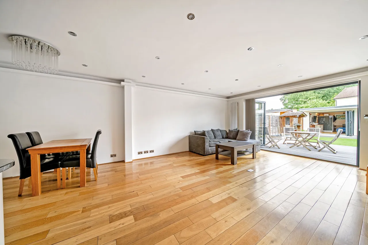 Bourneside Road, Addlestone, KT15, photo 6