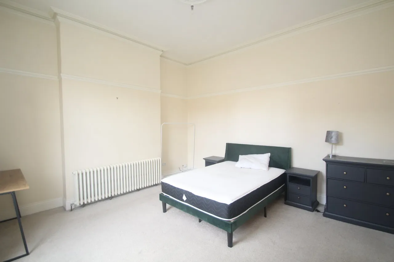 East Parade, Harrogate, HG1, photo 2