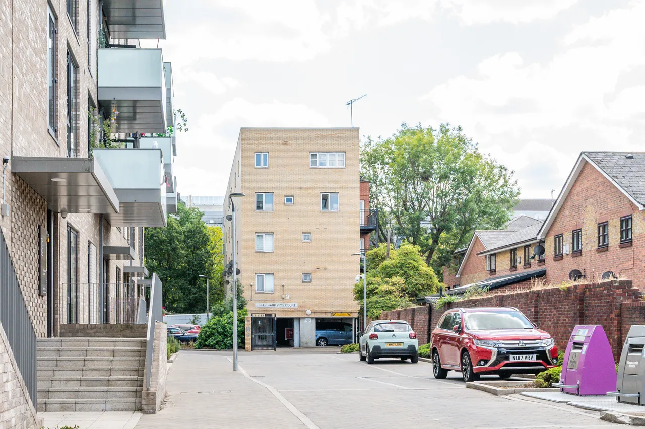 3 bed flat for sale — 12 Wharf View Court, 12 Blair Street, London