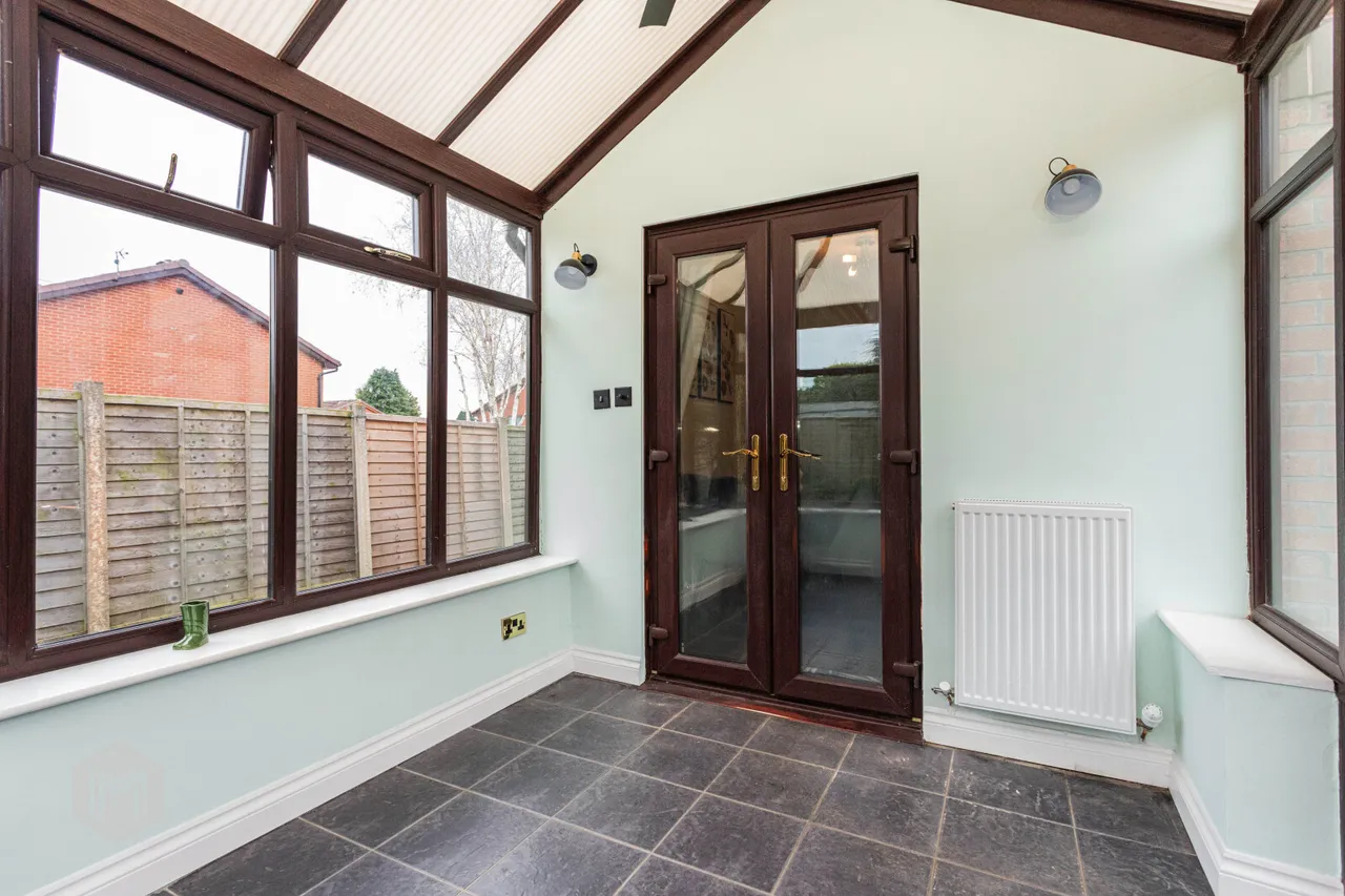 Little Harwood Lee, Bolton, BL2 4LW, photo 8