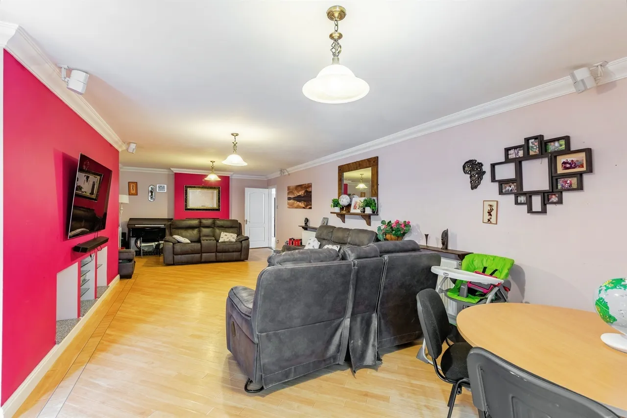 Barton Road, Barton Seagrave, Kettering, photo 6