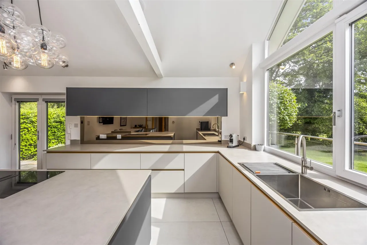 Greenfield Road, Burwash, TN19 7BX, photo 18