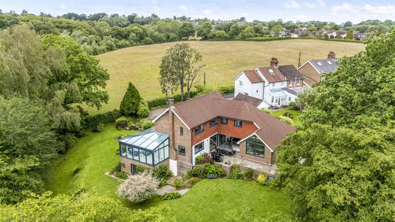 Greenfield Road, Burwash, TN19 7BX, photo 3