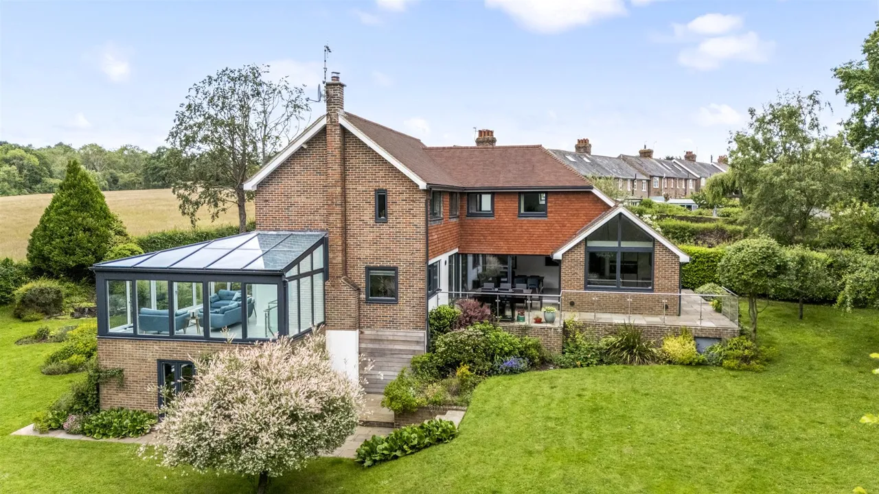 Greenfield Road, Burwash, TN19 7BX, photo 2