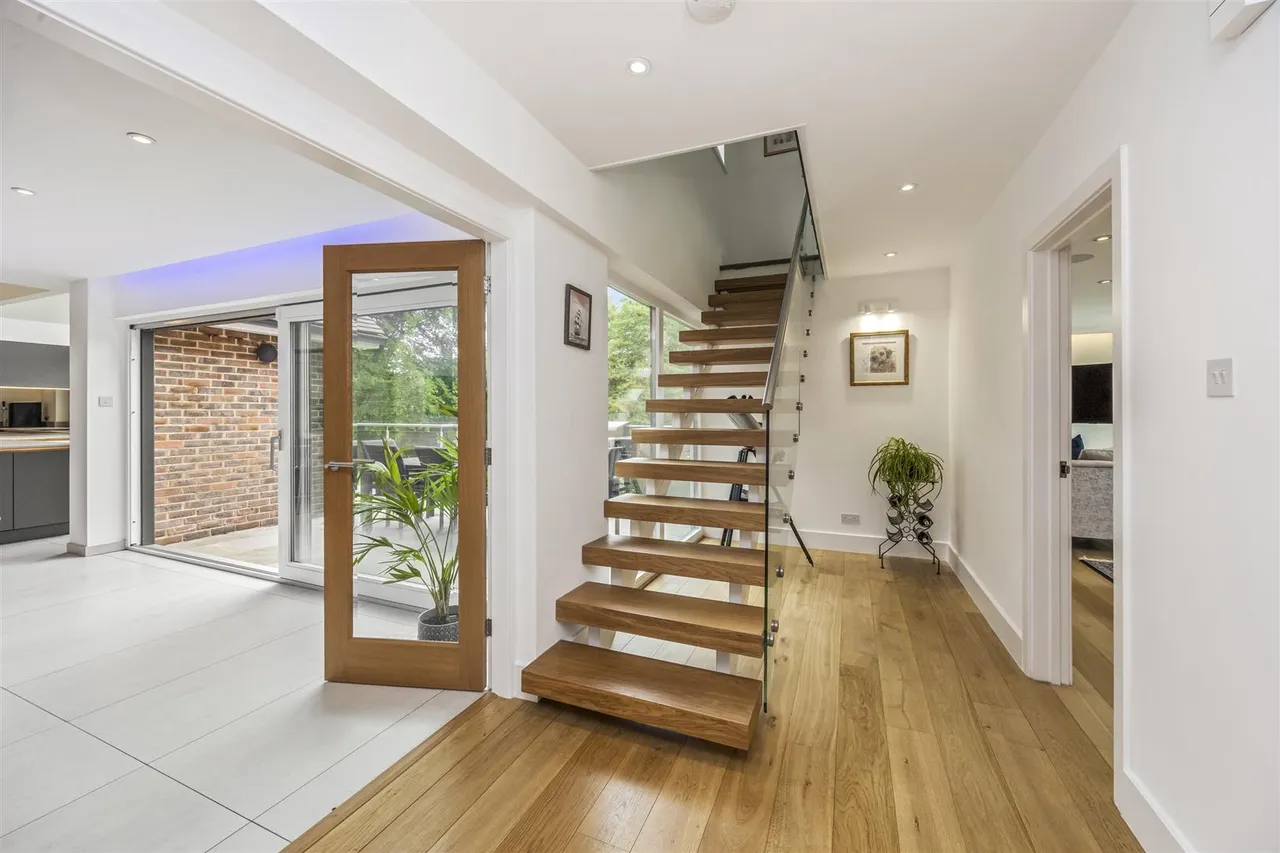 Greenfield Road, Burwash, TN19 7BX, photo 4