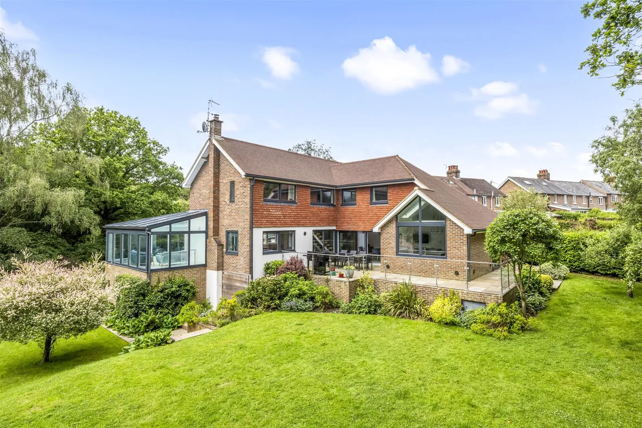 5 bed house for sale — Greenfield Road, Burwash, TN19 7BX