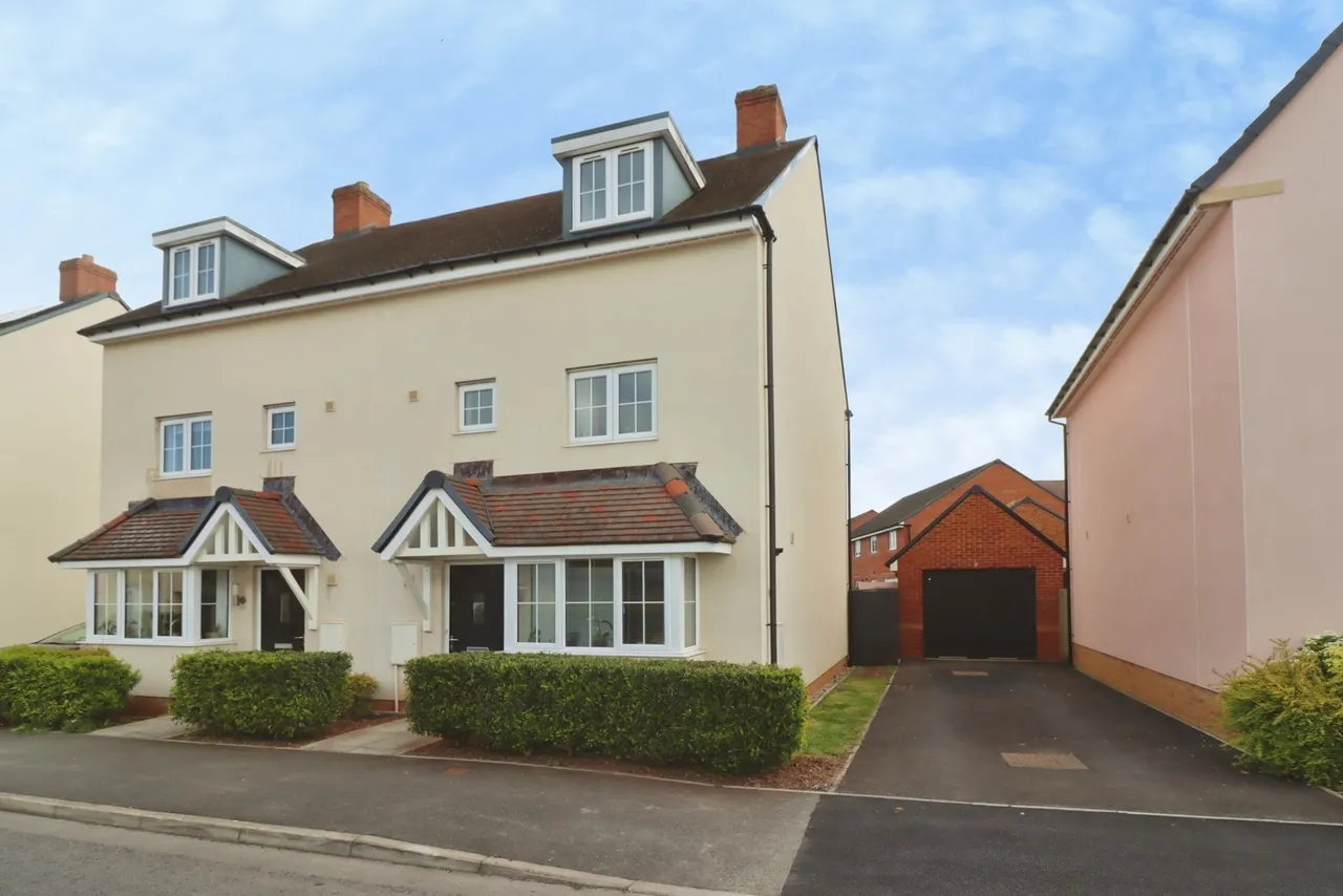 4 bed house for sale — Barley Fields, Bristol, BS35