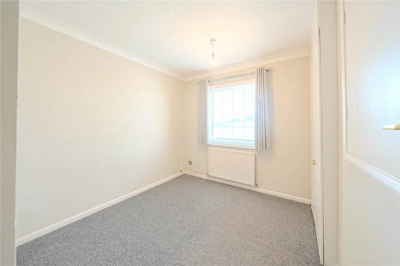 Eaton Hill, Leeds, LS16, photo 10