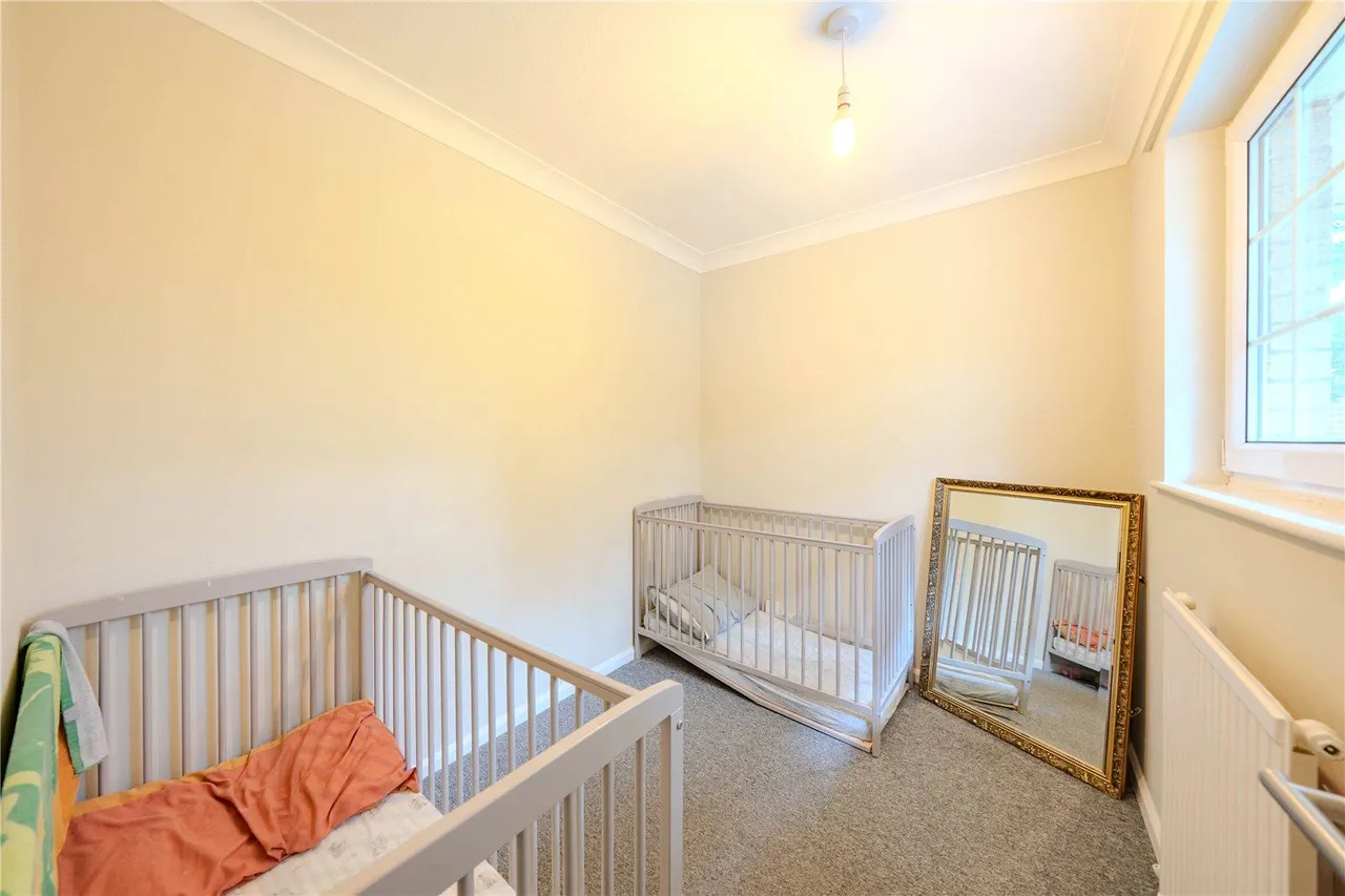 Eaton Hill, Leeds, LS16, photo 9