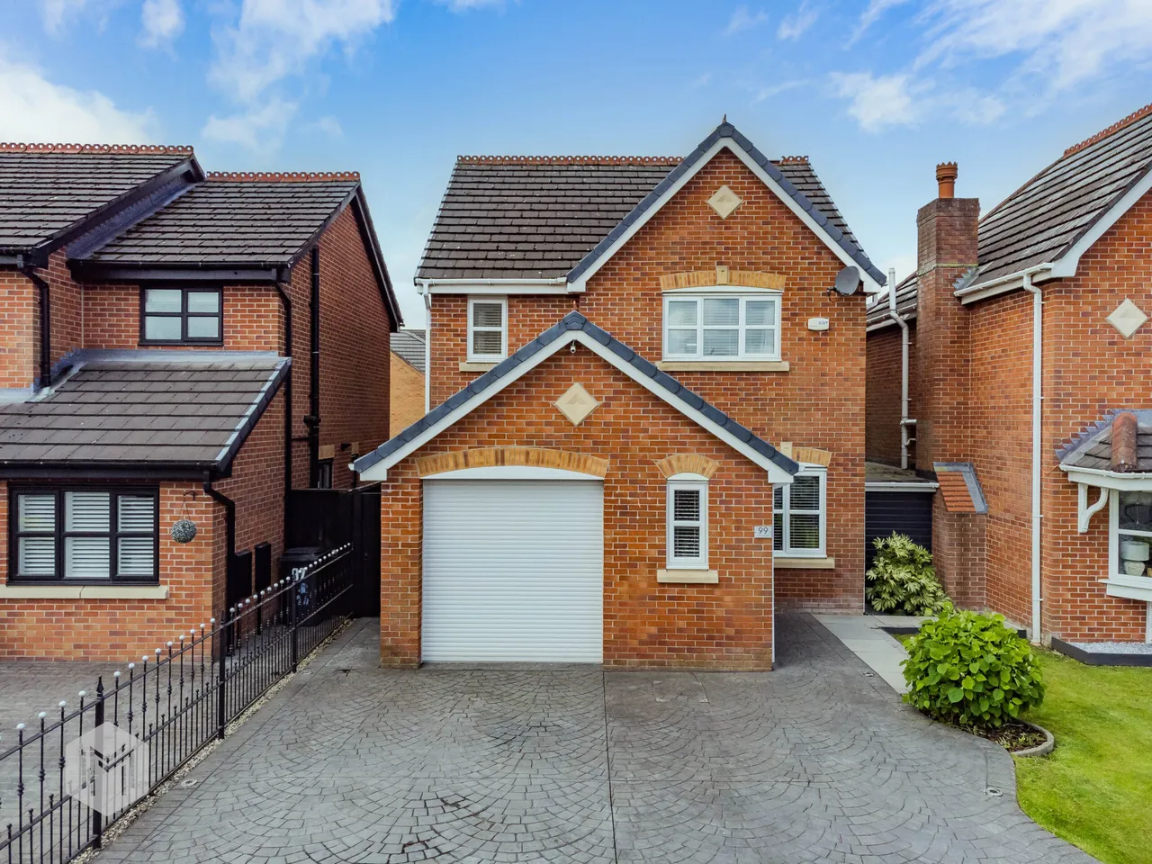 3 bed house for sale — Hutchinson Way, Radcliffe, Manchester, M26 3AB