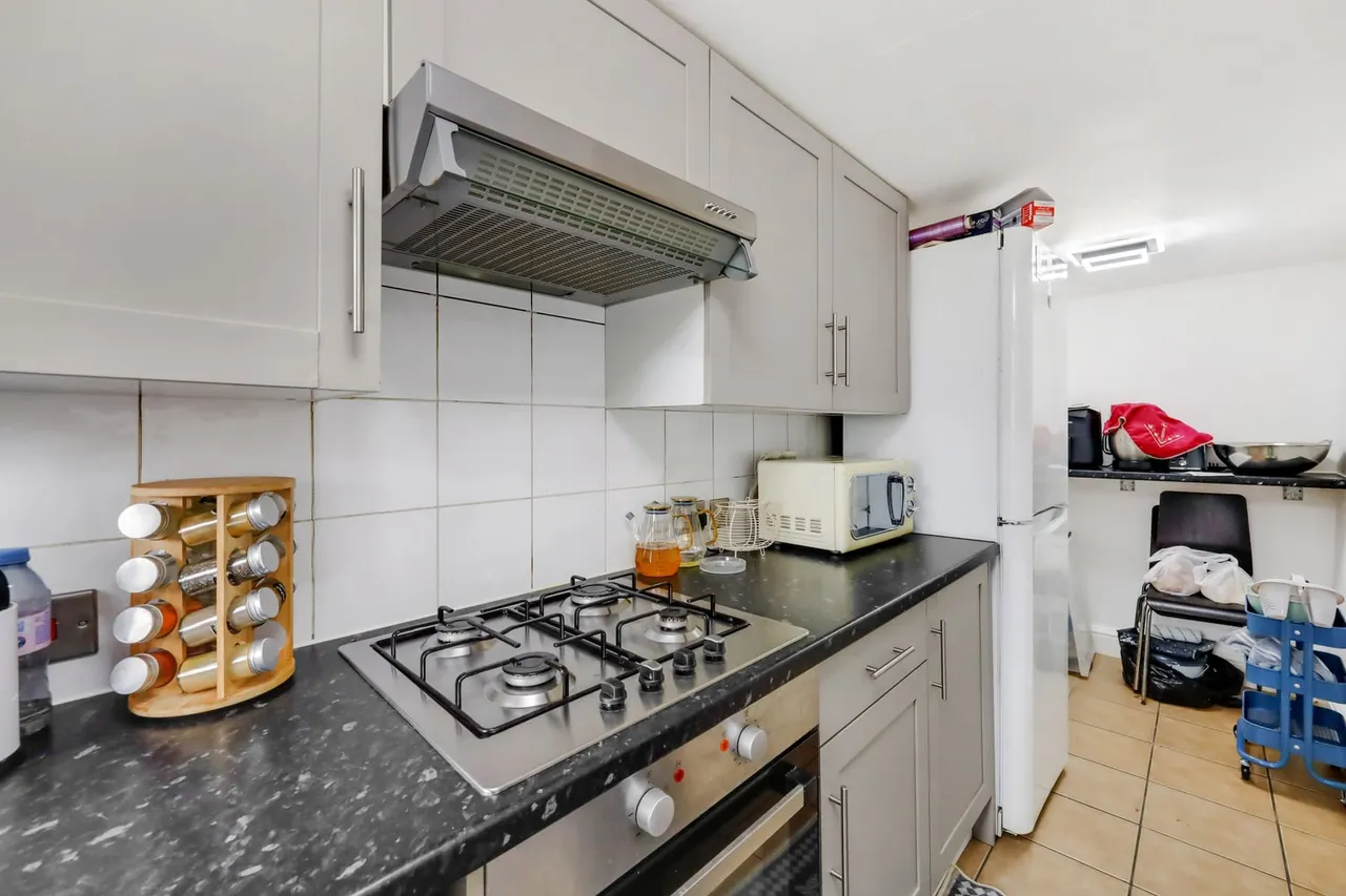 Flat F 3 Ambleside Avenue, Lambeth, London, SW16 6AD, photo 10