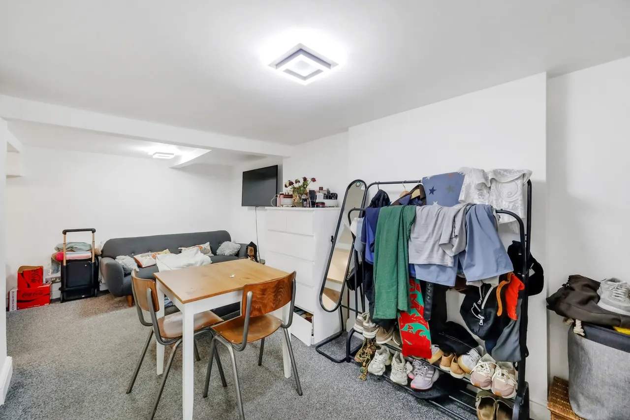 Flat F 3 Ambleside Avenue, Lambeth, London, SW16 6AD, photo 5