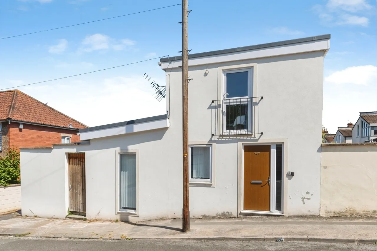 2 bed house for sale — Runswick Road, Brislington, Bristol, BS4