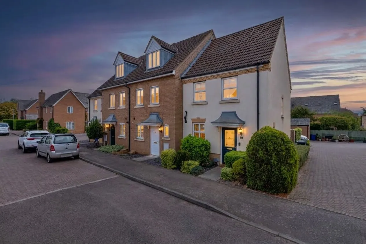 2 bed house for sale, Headlands, Fenstanton, PE28