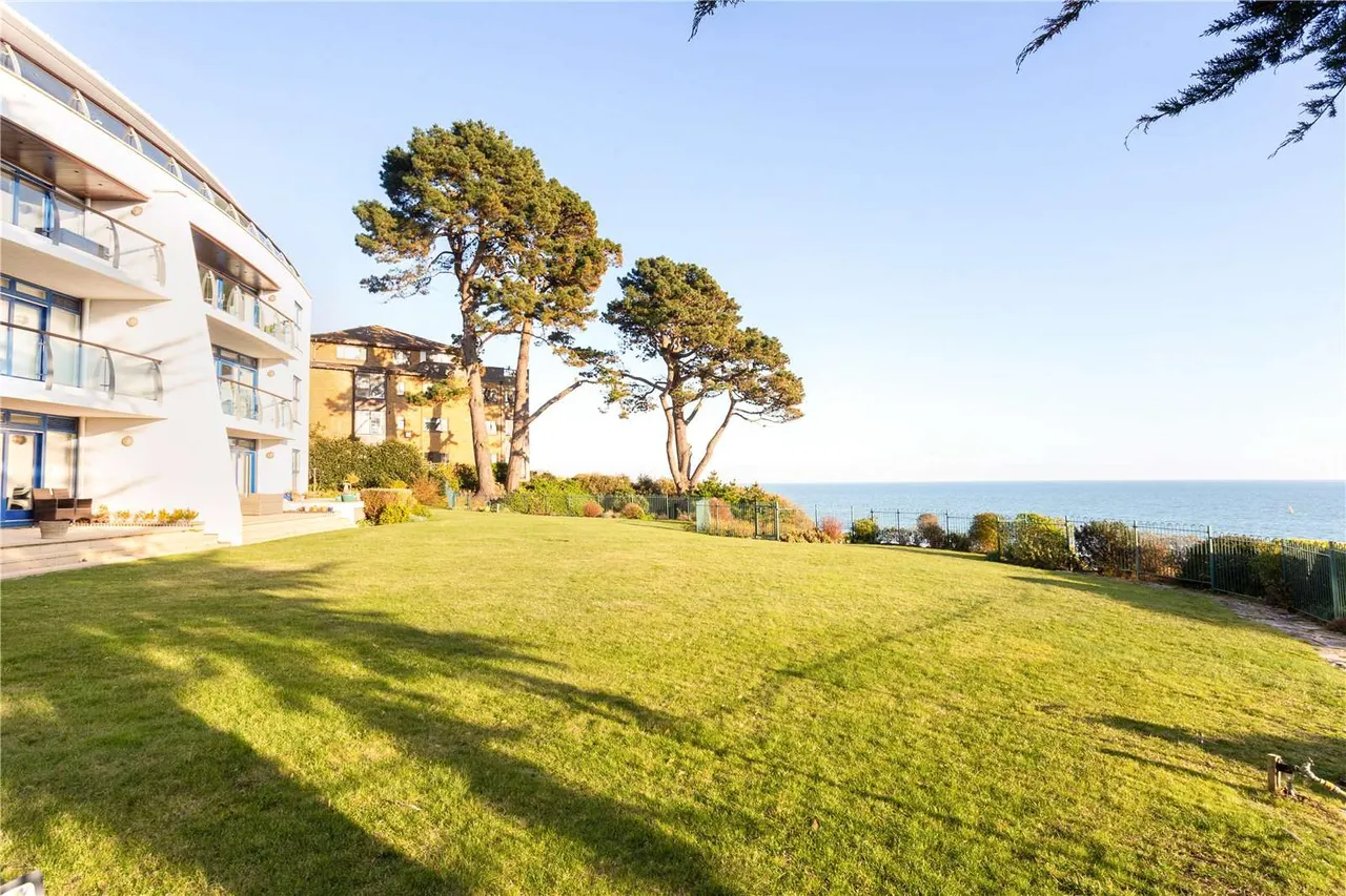 Westminster Road, Poole, Dorset, BH13 6JR, photo 4