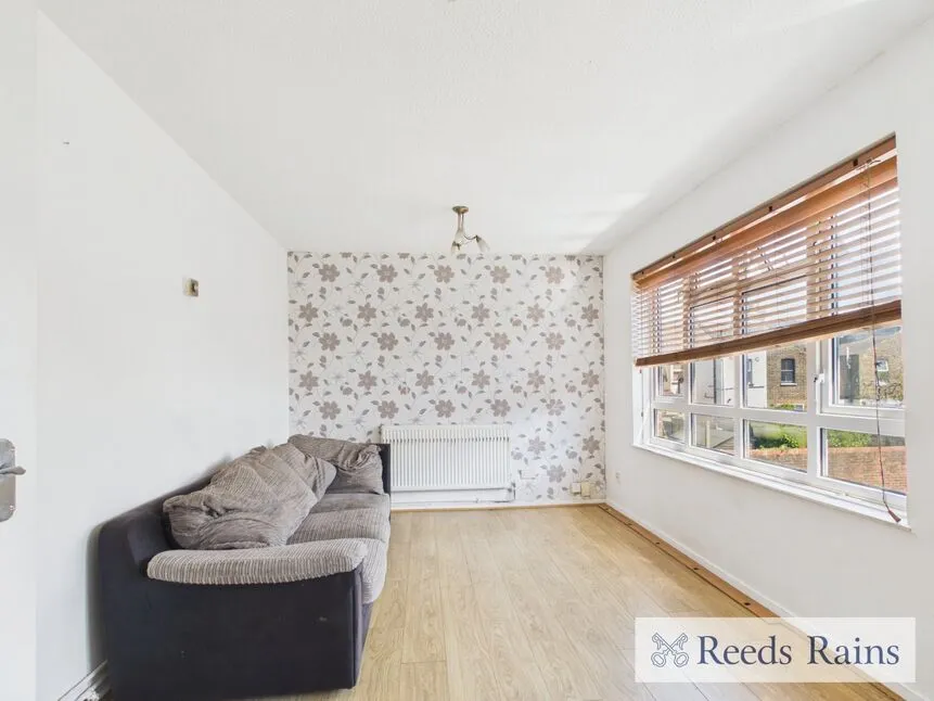 Nash Road, Romford, RM6, photo 6
