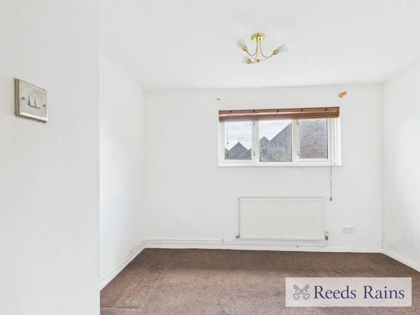 Nash Road, Romford, RM6, photo 9