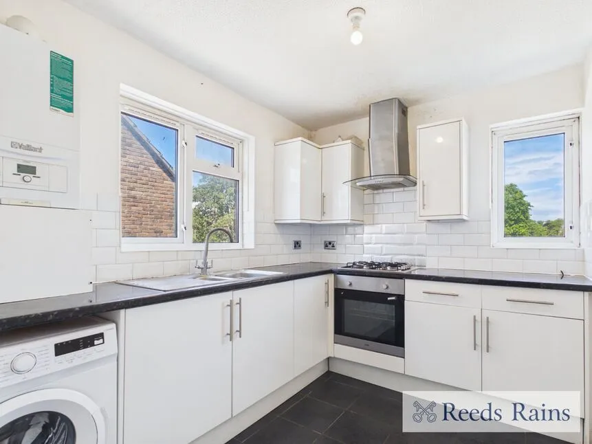 Nash Road, Romford, RM6, photo 2