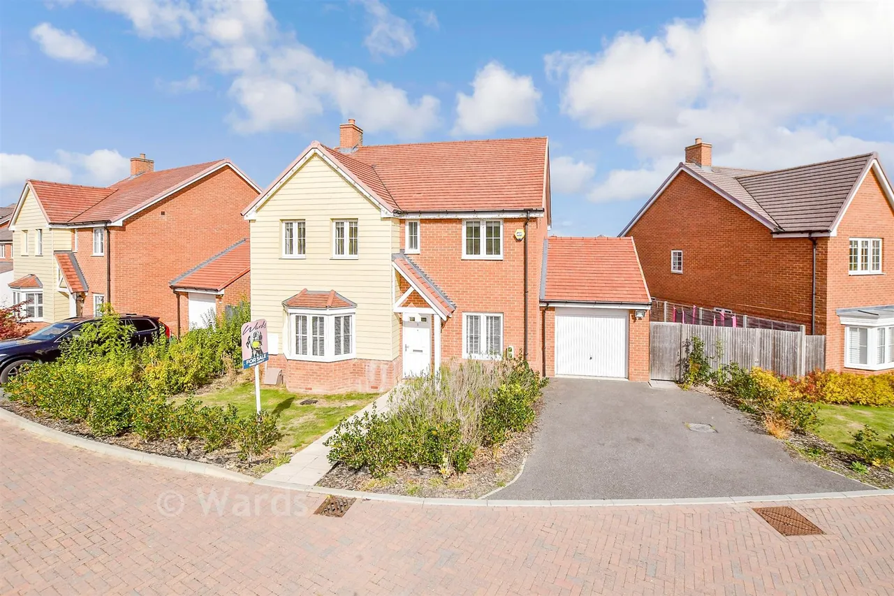 4 bed house for sale, Maddocks Close, Paddock Wood, TN12